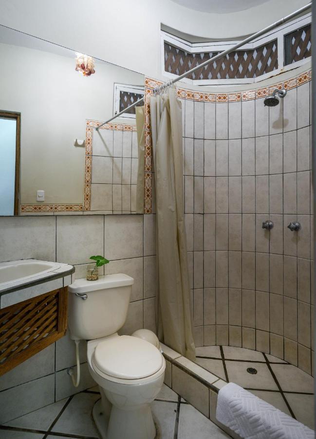Olas Hotel 3*