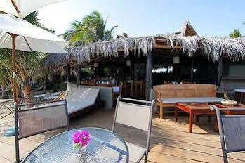 Olas Hotel